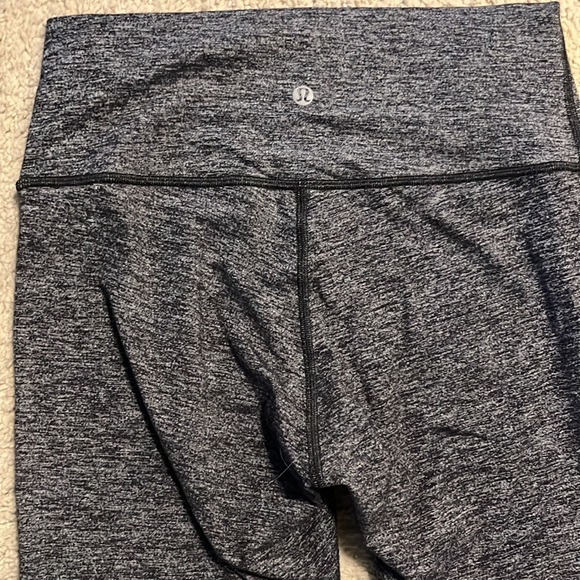 Lululemon workout pants. - Picture 3 of 5